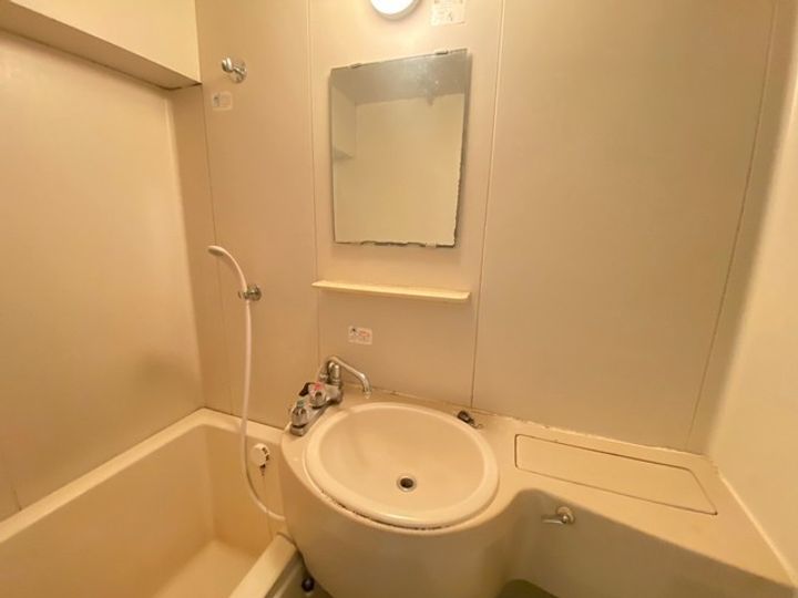 NEPHEL榎町の内装