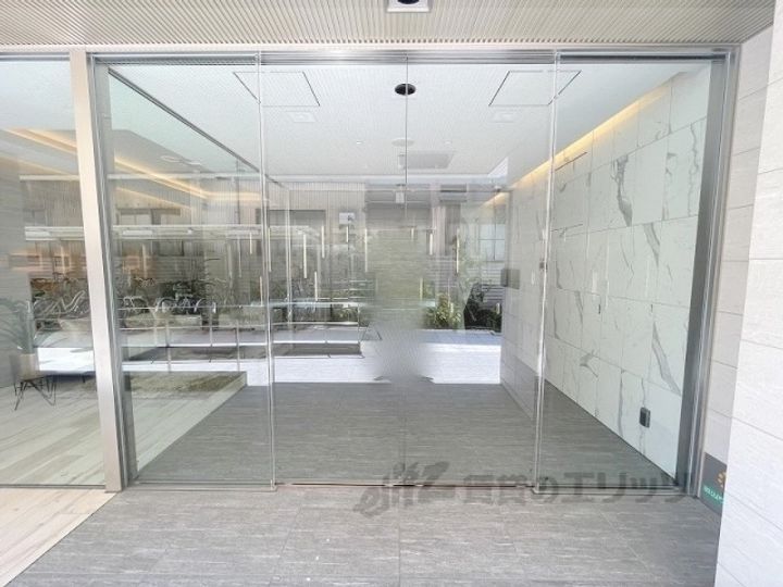 グランカーサ高井田の地図