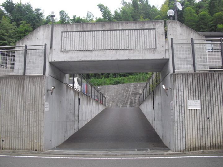 神奈川県横浜市緑区長津田みなみ台2(マンション)の賃貸物件の地図