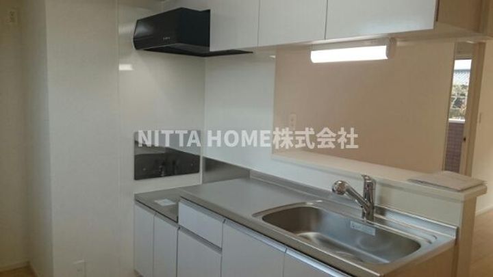 スクウェアのキッチン