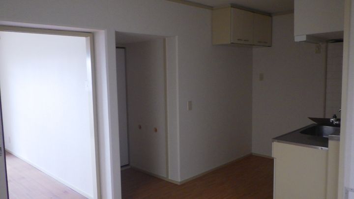 大阪府大阪市住之江区御崎7(一戸建)の賃貸物件の居間