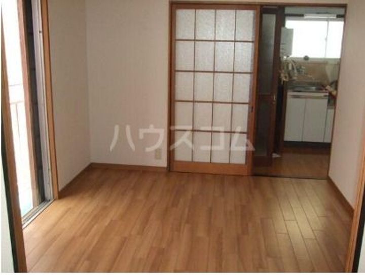 丸富アパートの内装