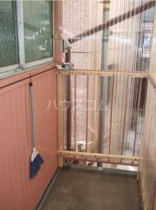 丸富アパートの内装