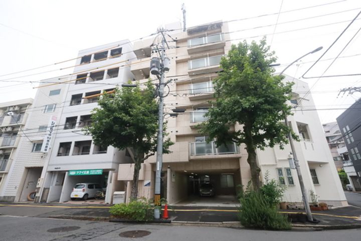 Lion竹屋町の外観
