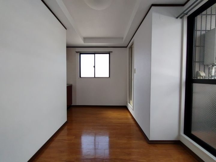 大宝小阪駅前ヴィラデステの居間