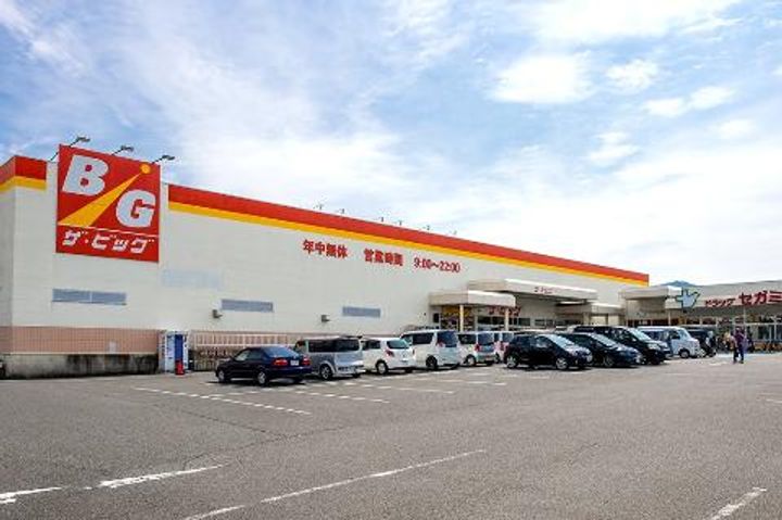 クオーレ B棟の周辺