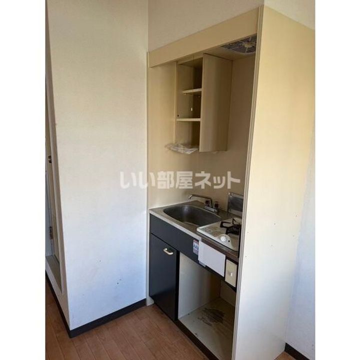 奈良県大和高田市礒野東町(マンション)の賃貸物件のキッチン