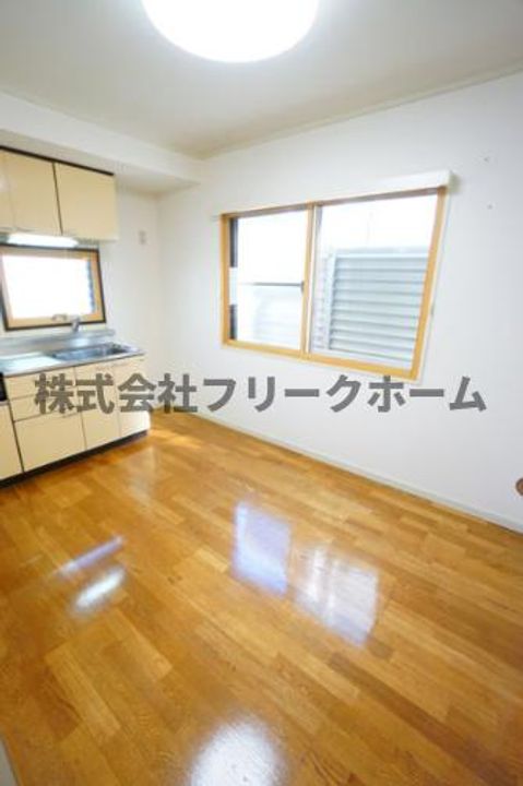 東京都西東京市新町2(マンション)の賃貸物件の居間