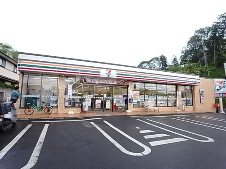 ドミール向ヶ丘の周辺