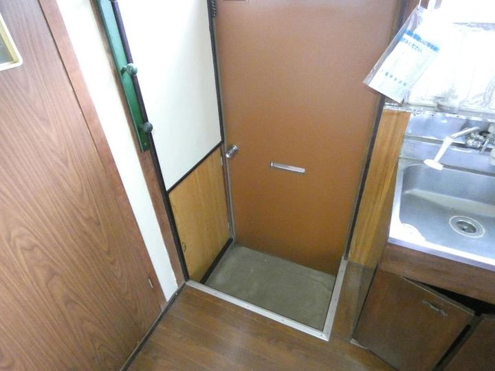 第2清和荘の玄関