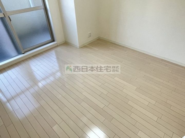 メゾン夕陽ケ丘の居間