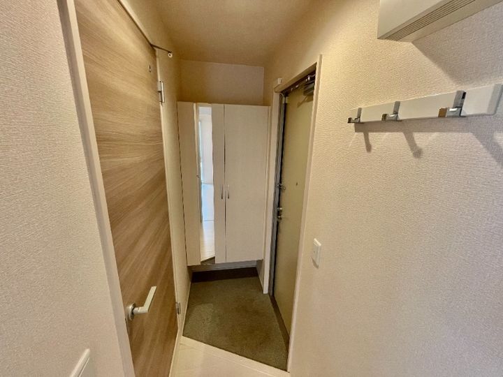 グランクレール兵庫町の玄関