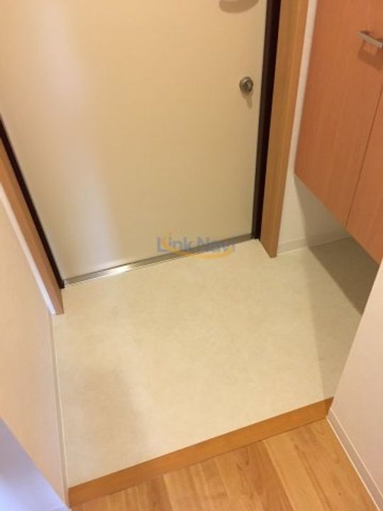 アッシュレジデンス吉野の玄関