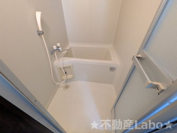 徳島県板野郡藍住町富吉(アパート)の賃貸物件の風呂