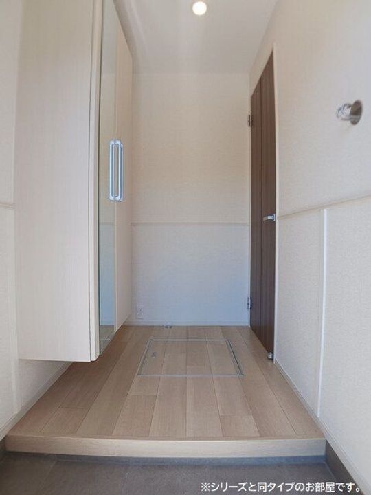 リヴィエール・ピリエIIの玄関