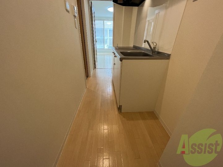 アスコット薬師堂西の玄関