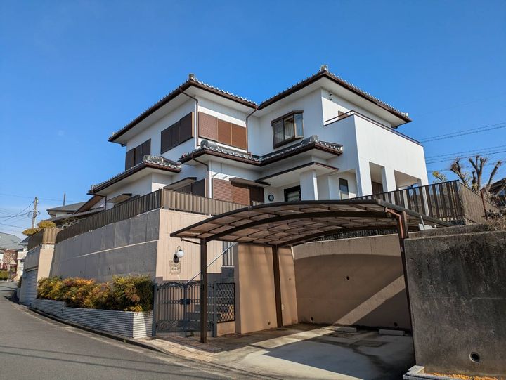 三重県津市長岡町(一戸建)の賃貸物件の外観