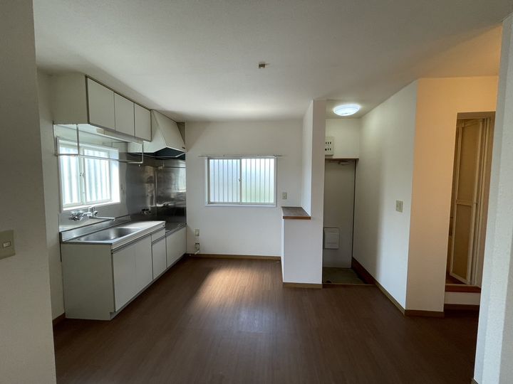 静岡県静岡市駿河区小鹿(アパート)の賃貸物件の居間