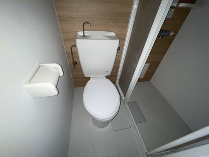 レジェンド庚午中の内装