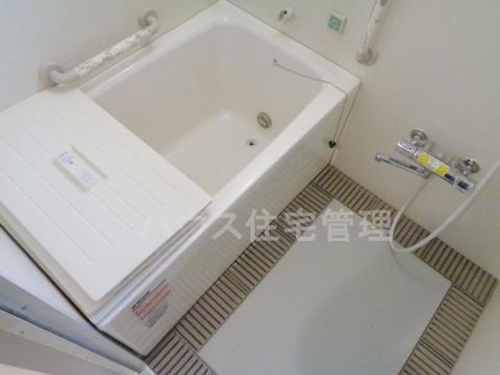 大阪府高槻市奈佐原4(マンション)の賃貸物件の風呂
