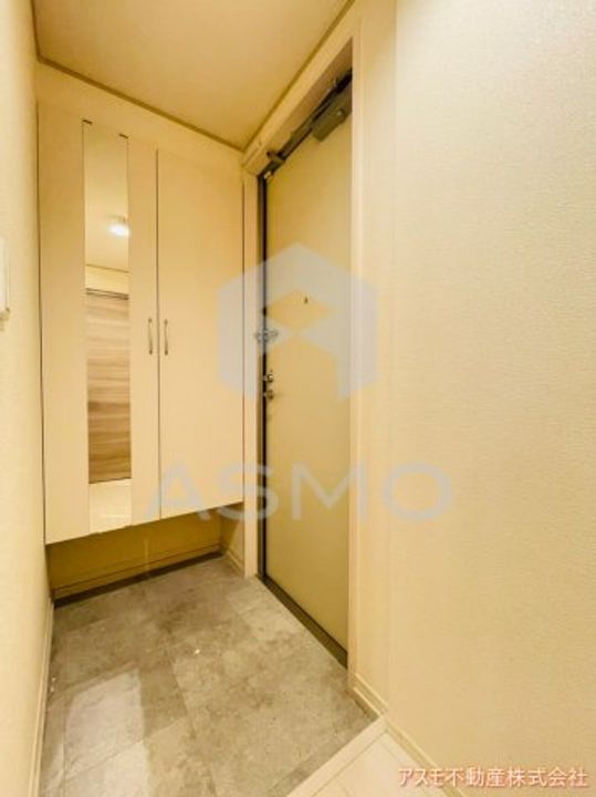 大阪府大阪市都島区東野田町1(アパート)の賃貸物件の玄関