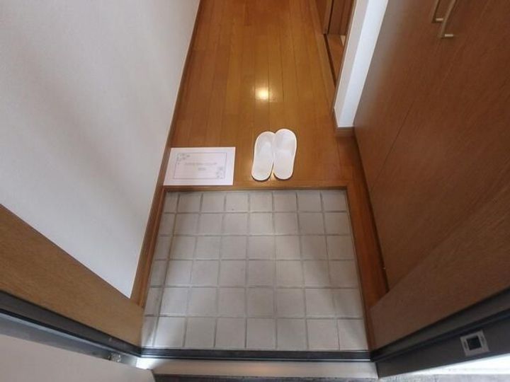 神奈川県横浜市金沢区能見台通(アパート)の賃貸物件の玄関