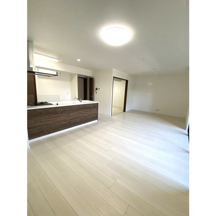 熊本県菊池郡菊陽町大字原水(マンション)の賃貸物件の居間