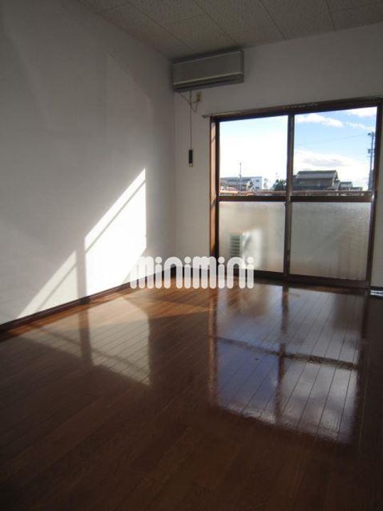 シェリーハウスの居間