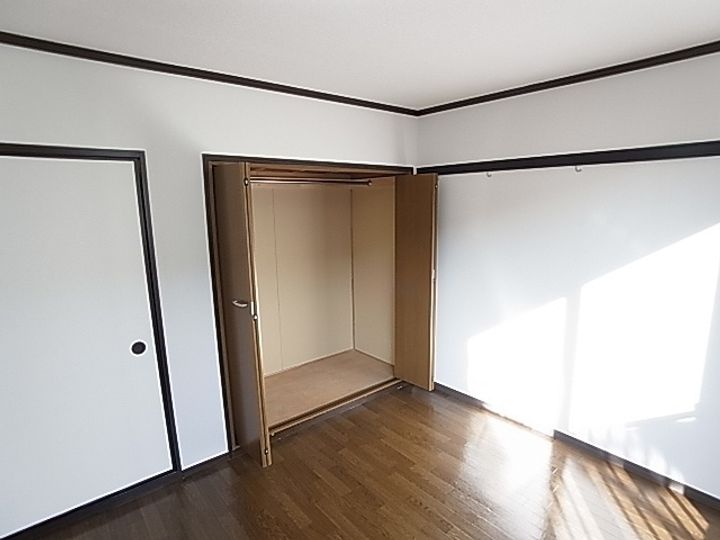 フォーブル山岡の内装