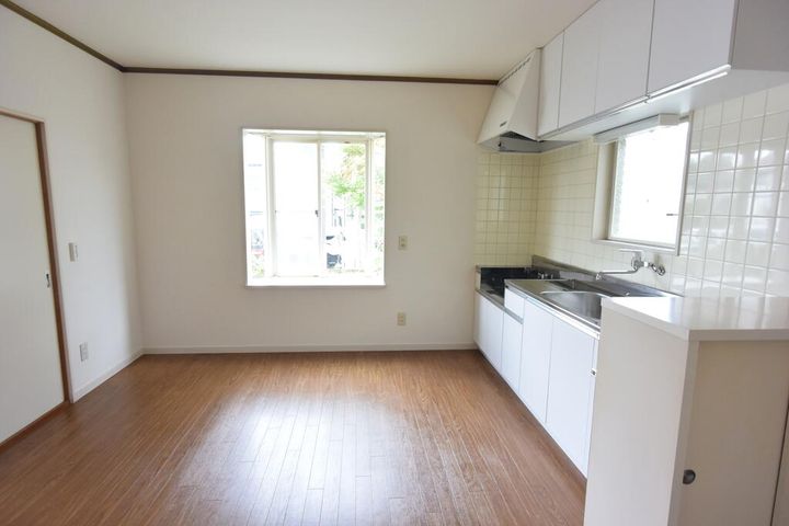 サンコート霧が丘Aの居間