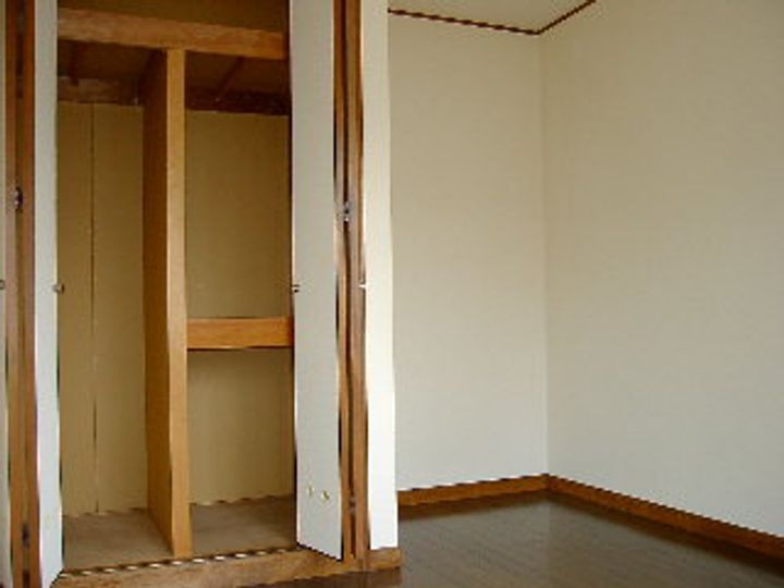 コーポ島の内装