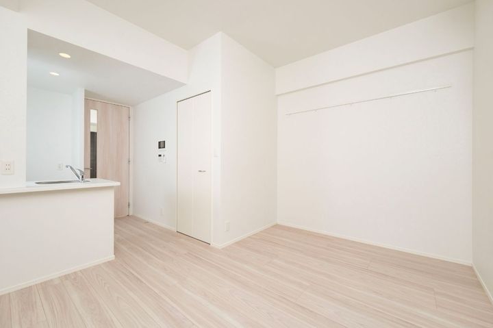 エンクレスト博多駅南GRACEの居間