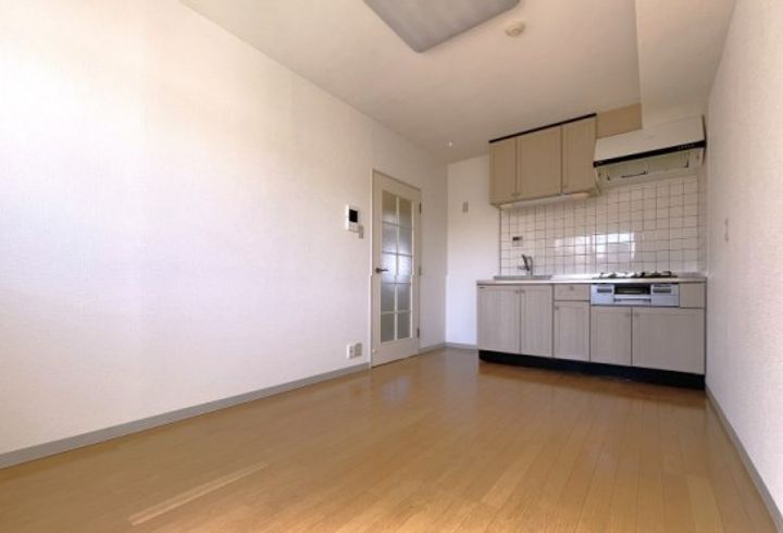 東京都新宿区喜久井町(マンション)の賃貸物件の居間