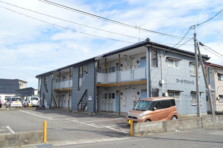 コーポラスパイユの外観