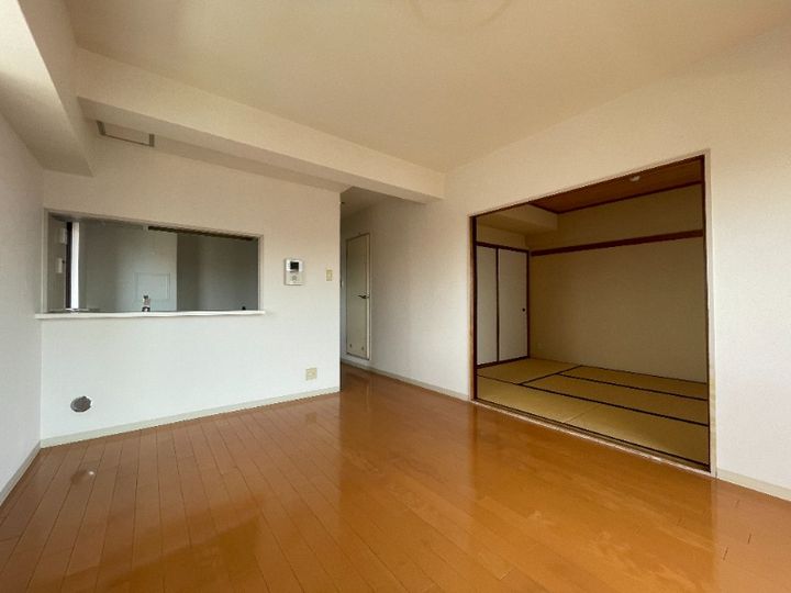 岡山県倉敷市幸町(マンション)の賃貸物件の居間