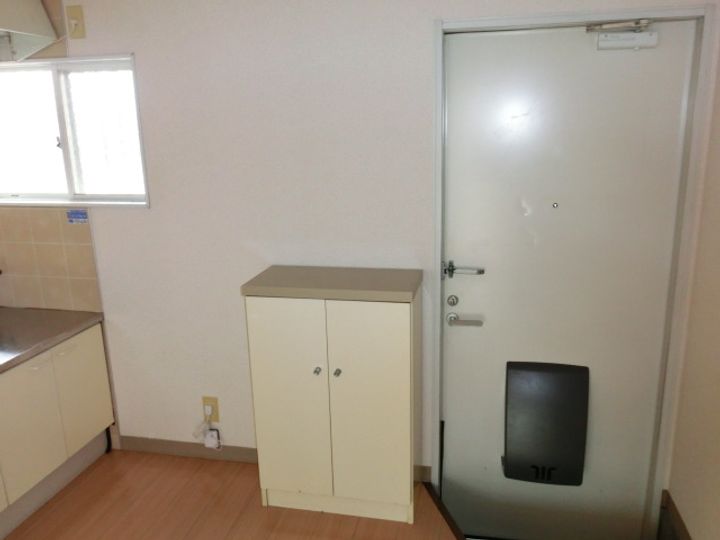栃木県佐野市赤坂町(アパート)の賃貸物件の玄関