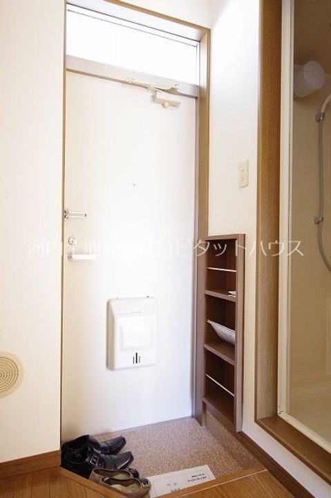 アーバン菊水 2の玄関