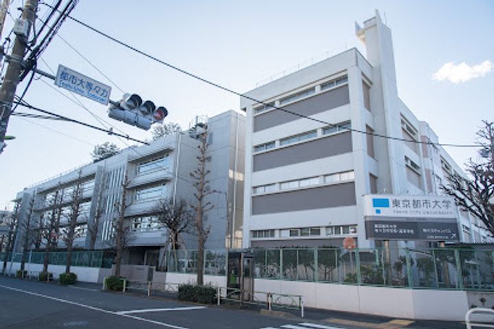 ベルメゾン国沢の周辺