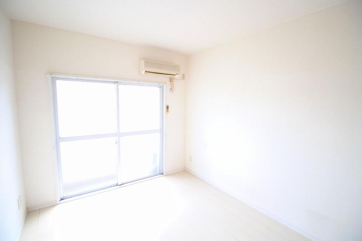 アムール天神の居間