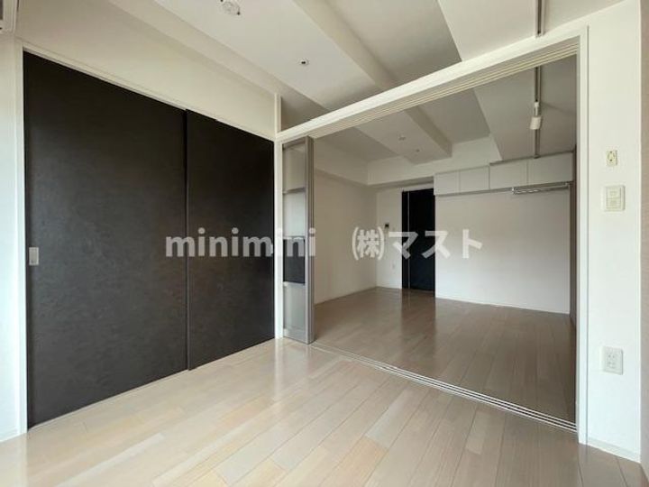 セレニテ本町エコートの内装