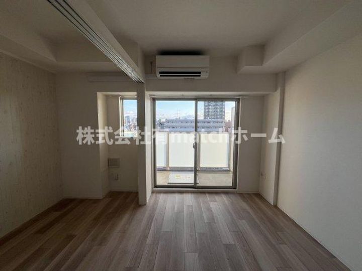 セレニテ日本橋エクラの居間