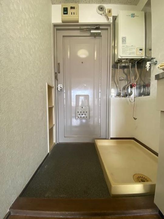グレイハイツの玄関