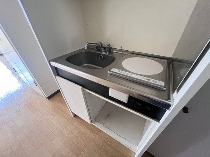 NIKKEI南竹屋2ndのキッチン