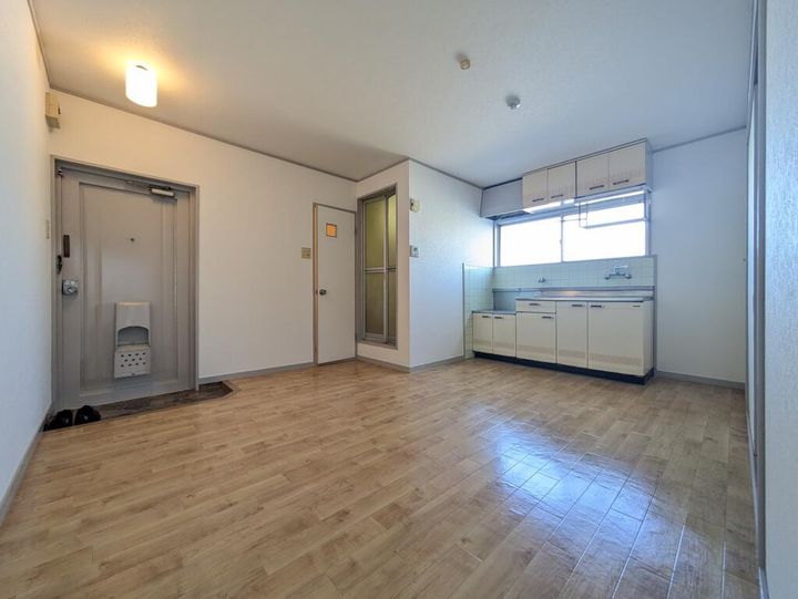 ハイツブローグレスの居間