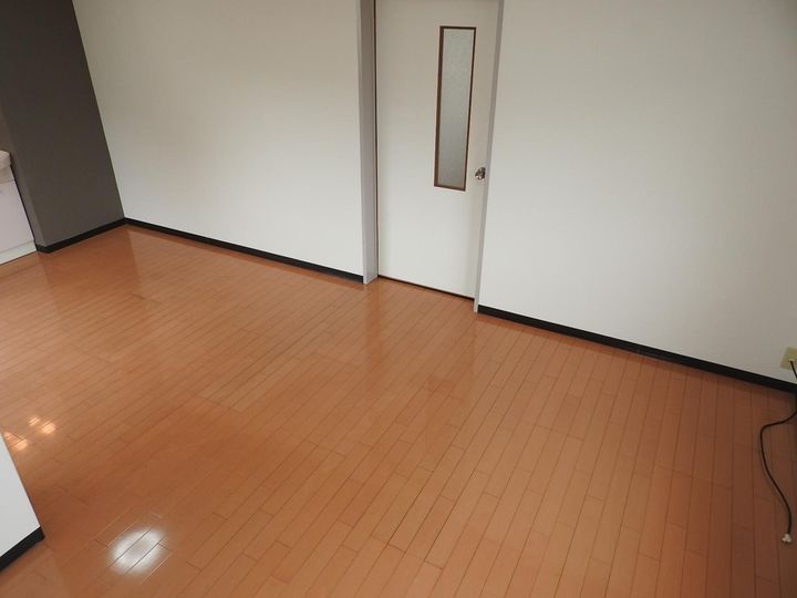 サンパーク谷川の内装