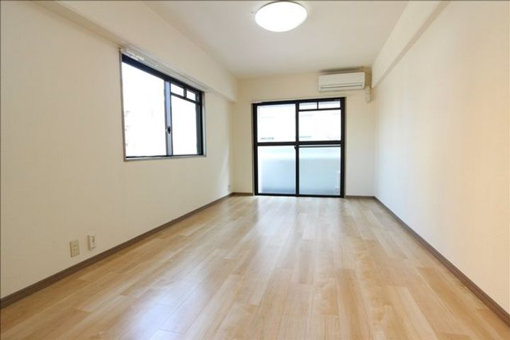 ユニテック九品寺の居間