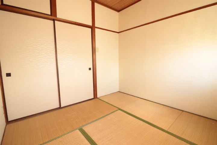 コーポむつみの居間