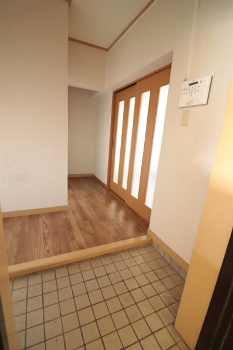 コーポむつみの玄関