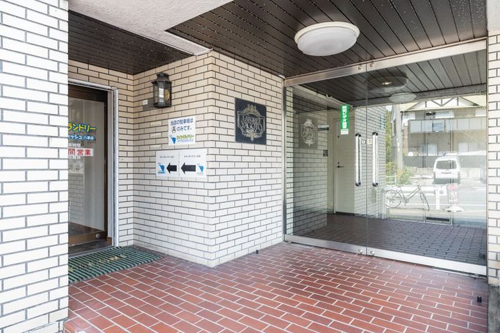 ラフォーレ八事の地図
