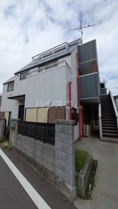 サンライズ薬園台の外観